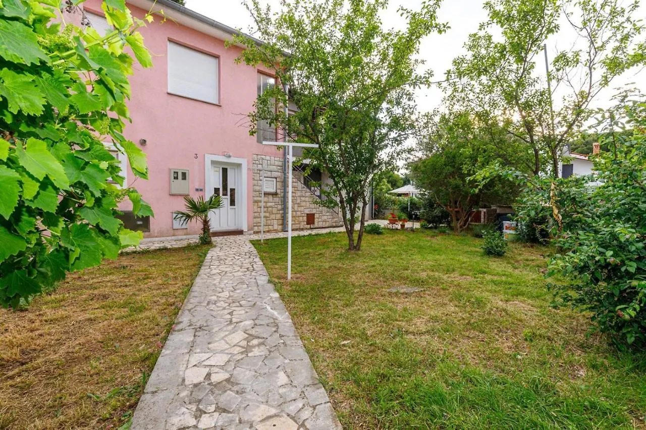 Apartment Danijela - Gortanova Uvala Pula 0*,  Croatia