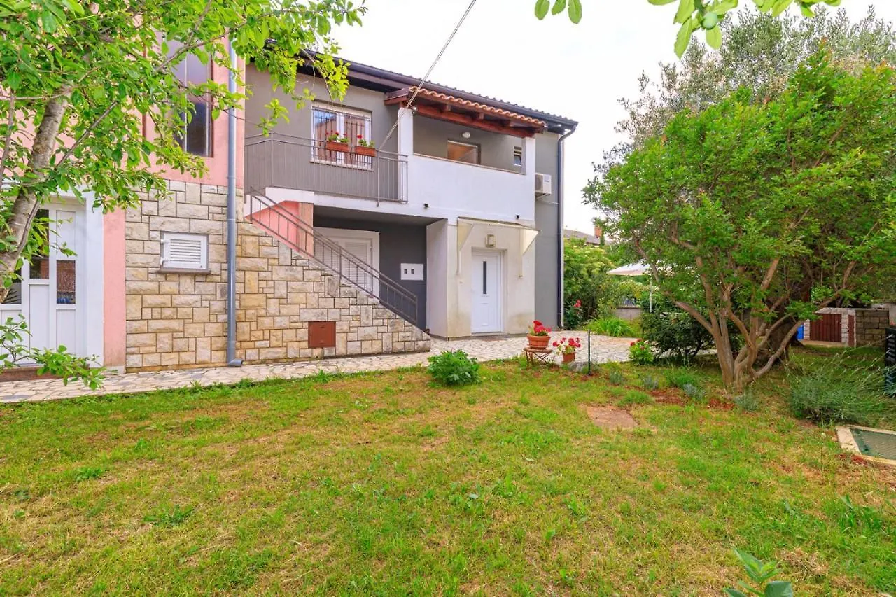 Apartment Danijela - Gortanova Uvala Pula